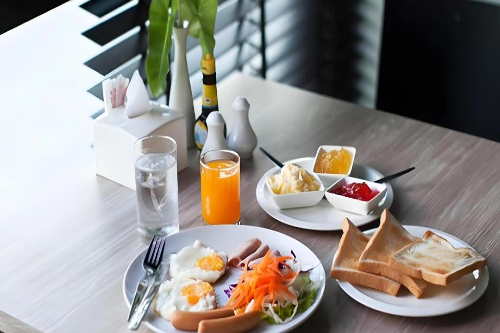 B2 South Pattaya Premier Hotel 외부 사진